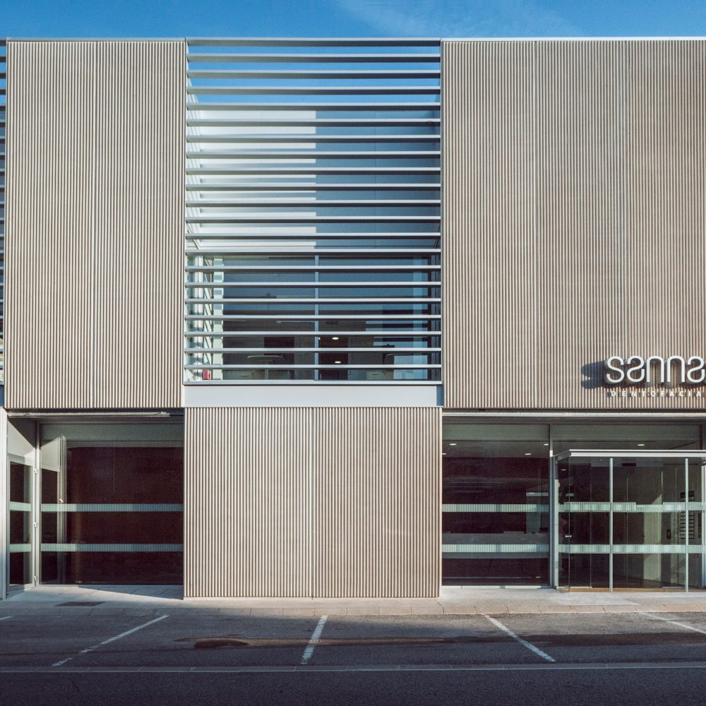 Fachada de la Clínica Sannas