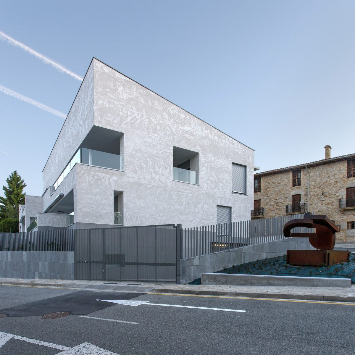 Vivienda en calle Río Elorz