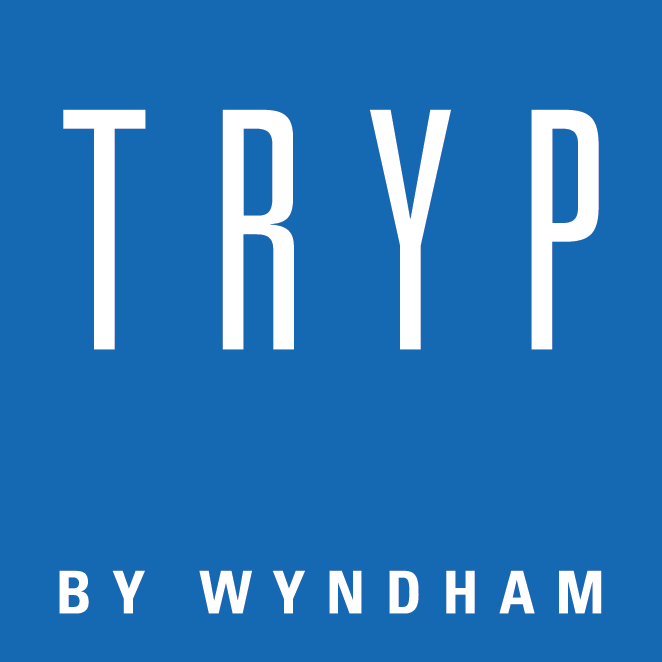 Logotipo de Trip By Windham